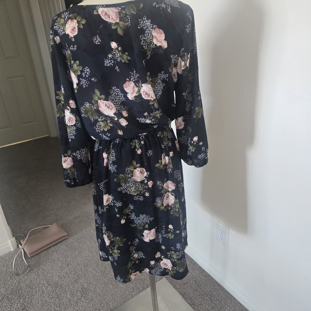 Floral Blue Dress - Picture 7 of 9